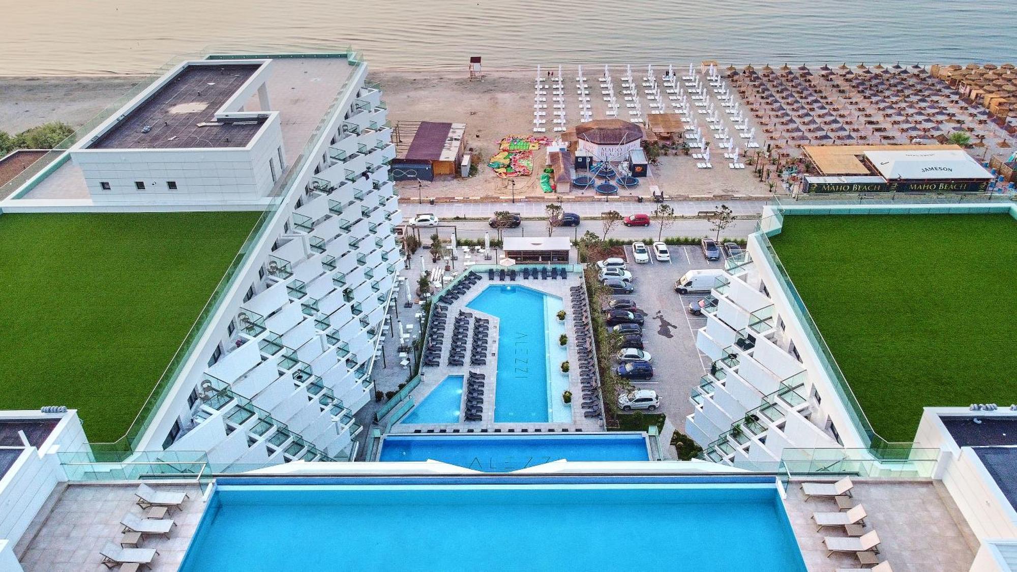 Arrogance Queen Studio - Infinity Pool & Spa Неводарі Екстер'єр фото
